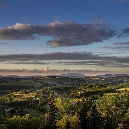 Appartamento Cavour Elegante Loft In Centro Macerata Esterno foto
