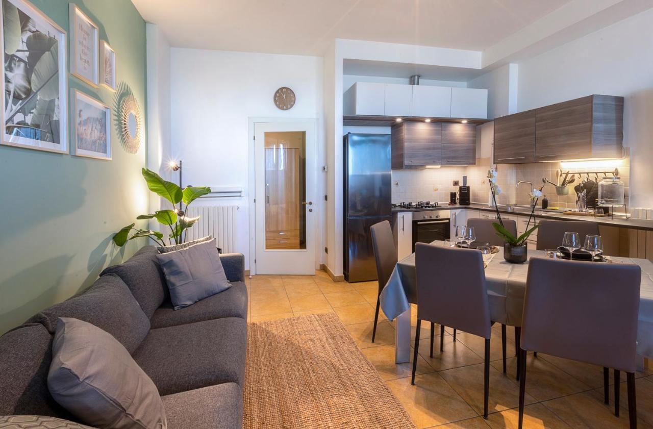 Appartamento Cavour Elegante Loft In Centro Macerata Esterno foto