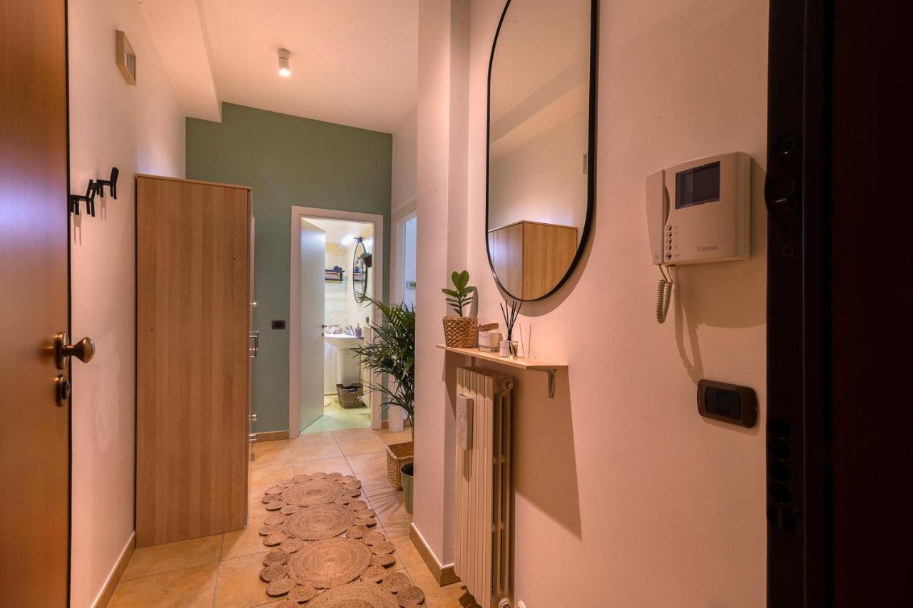 Appartamento Cavour Elegante Loft In Centro Macerata Esterno foto