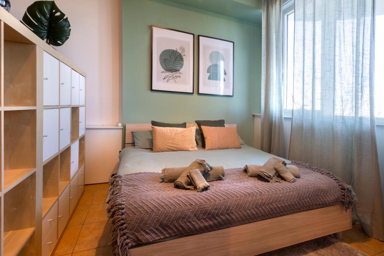 Appartamento Cavour Elegante Loft In Centro Macerata Esterno foto