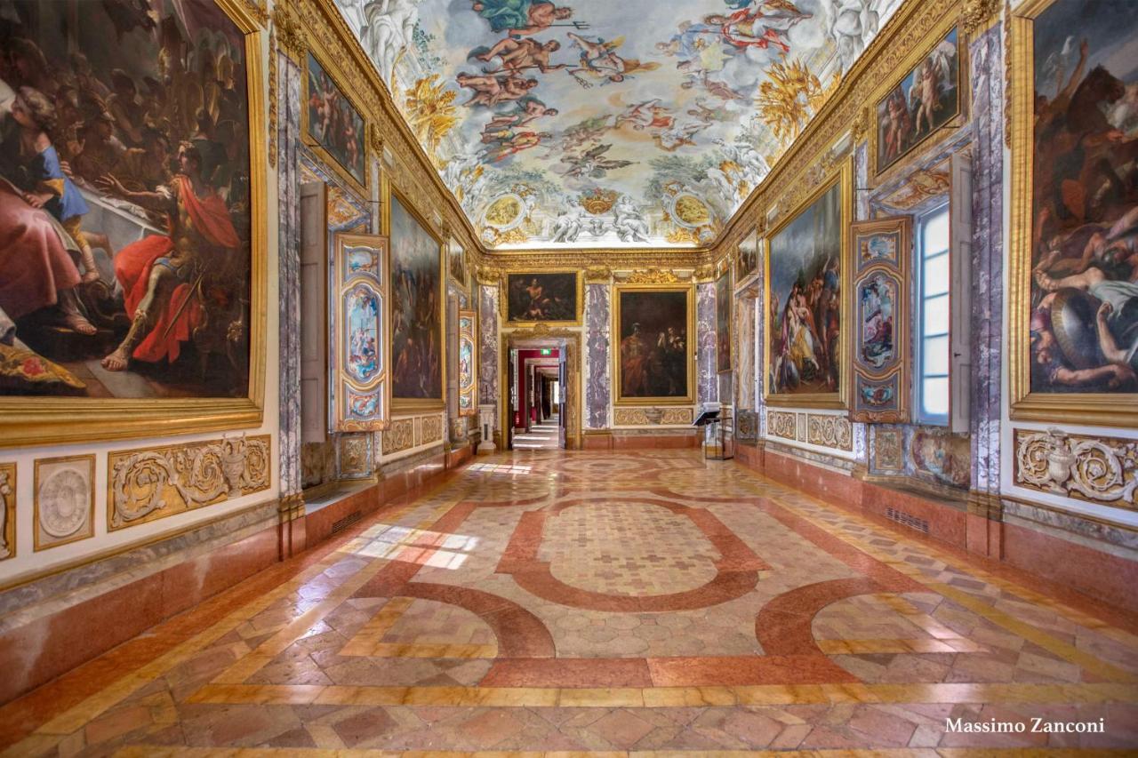 Appartamento Cavour Elegante Loft In Centro Macerata Esterno foto